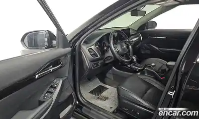 Kia Seltos 2022 1.6 Автомат в Москве № 132913, миниатюра 4