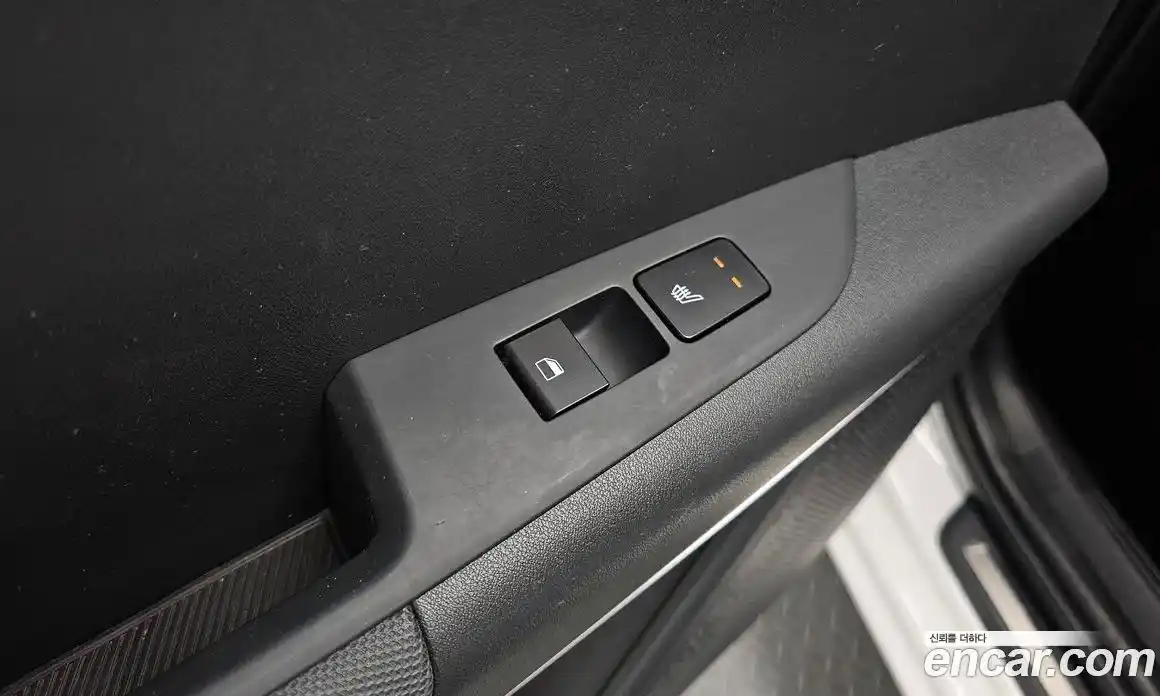 Kia Niro 2022 1.6 Автомат в Москве № 133244, фото 19