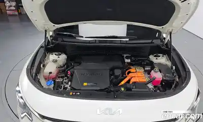 Kia Niro 2022 1.6 Автомат в Москве № 133244, миниатюра 6