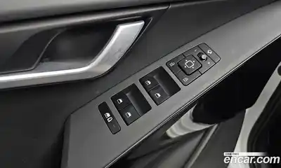 Kia Niro 2022 1.6 Автомат в Москве № 133244, миниатюра 10