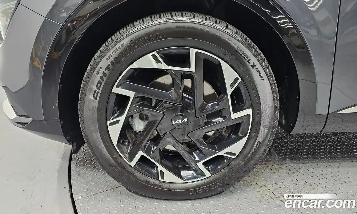 Kia Sportage 2023 1.6 Автомат в Москве № 133563, фото 13