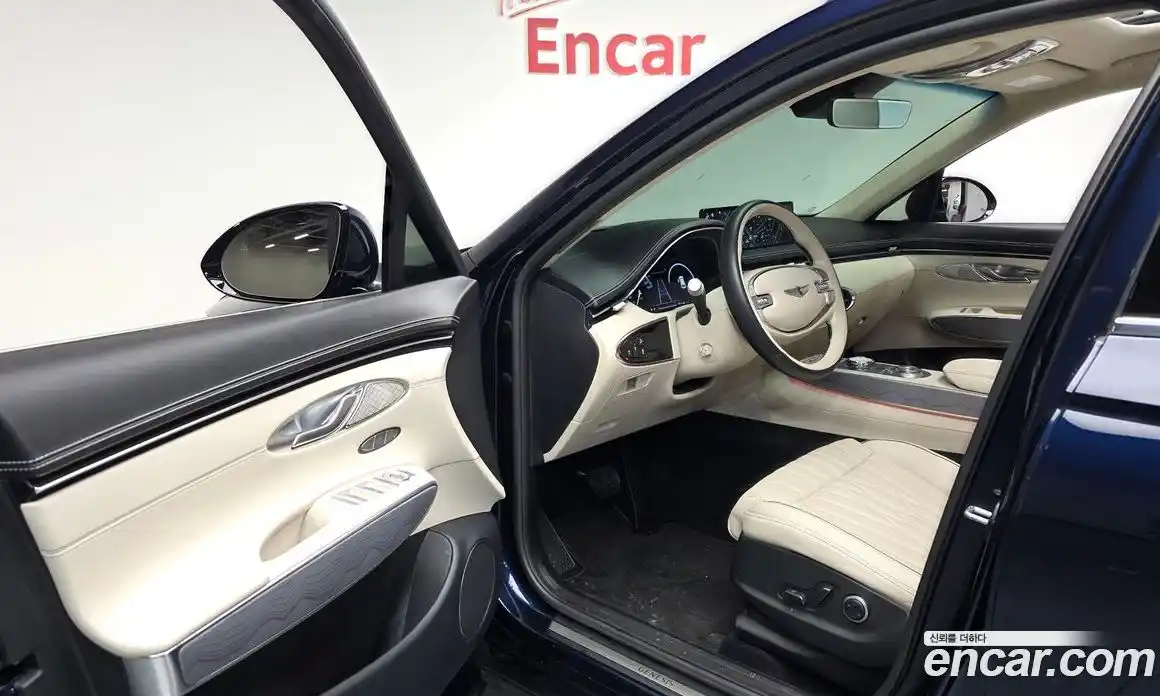 Genesis GV70 2023 2.5 Автомат в Москве № 13426, фото 12