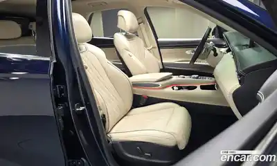 Genesis GV70 2023 2.5 Автомат в Москве № 13426, миниатюра 4