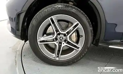 Mercedes-Benz GLC-Class 2022 2.0 Автомат в Москве № 138500, миниатюра 3