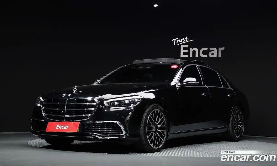 Mercedes-Benz S-Class 2024 4.0 Автомат в Москве № 142020, фото 17