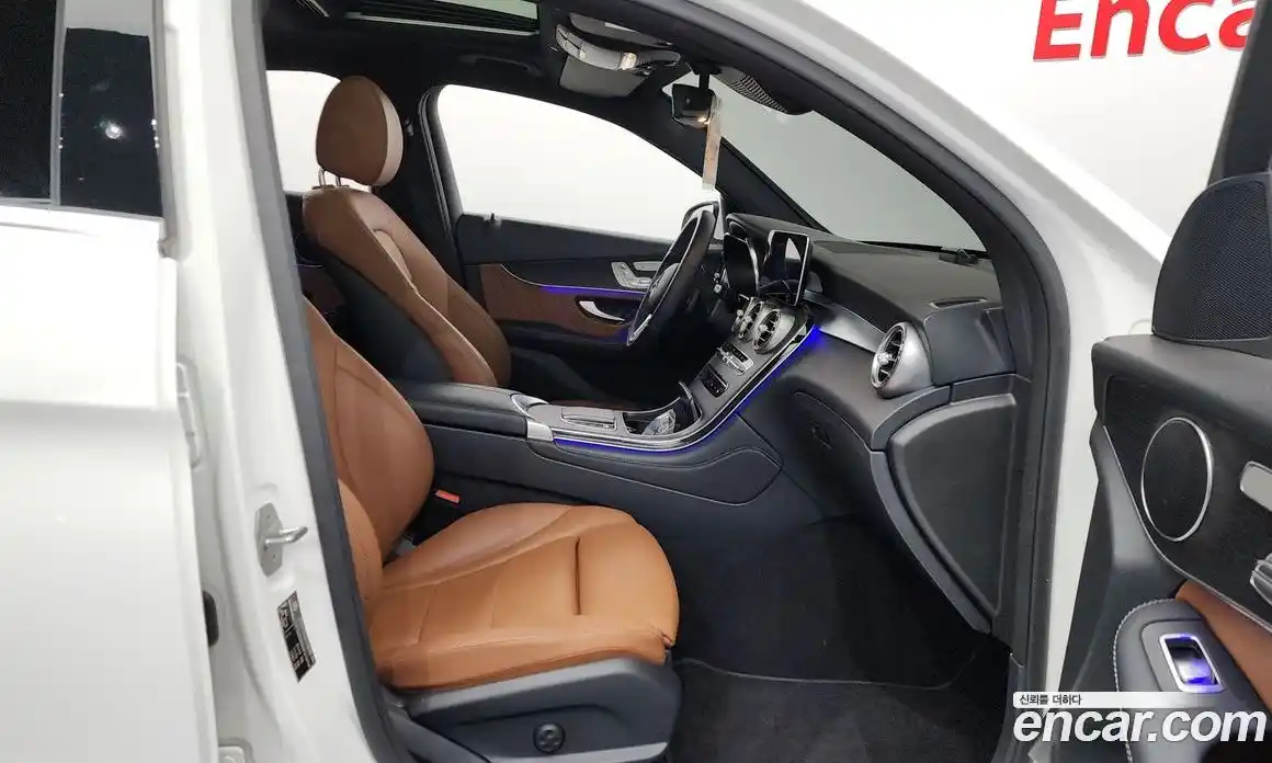 Mercedes-Benz GLC-Class 2021 2.0 Автомат в Москве № 142598, фото 19