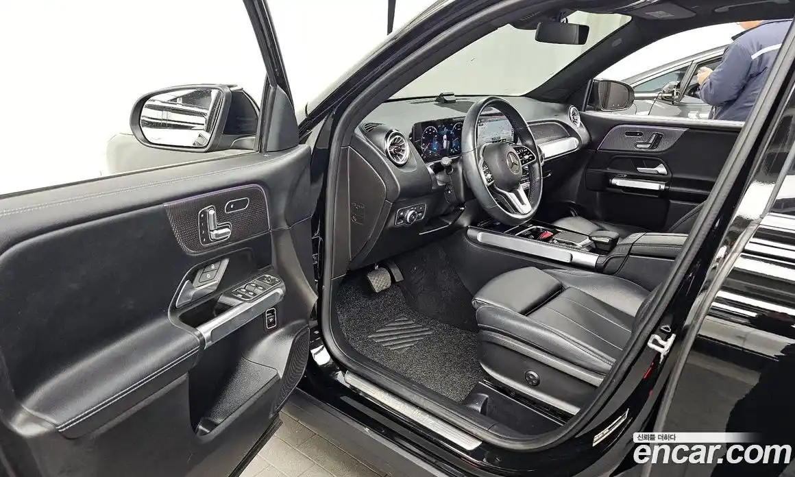 Mercedes-Benz GLB-Class 2021 2.0 Автомат в Москве № 143366, фото 5