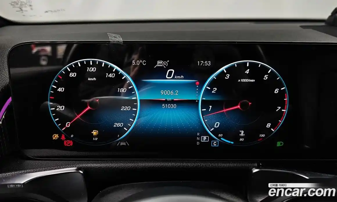 Mercedes-Benz GLB-Class 2021 2.0 Автомат в Москве № 143366, фото 10