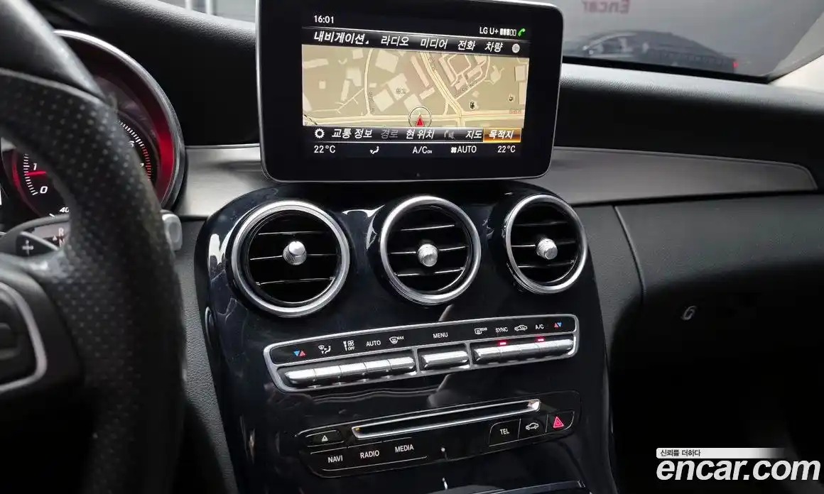 Mercedes-Benz C-Class 2018 2.0 Автомат в Москве № 143466, фото 11