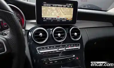 Mercedes-Benz C-Class 2018 2.0 Автомат в Москве № 143466, миниатюра 11