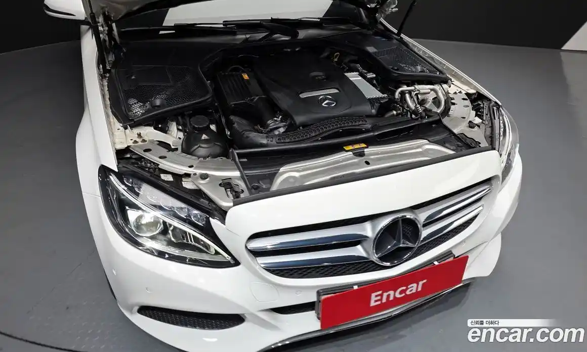 Mercedes-Benz C-Class 2018 2.0 Автомат в Москве № 143466, фото 13