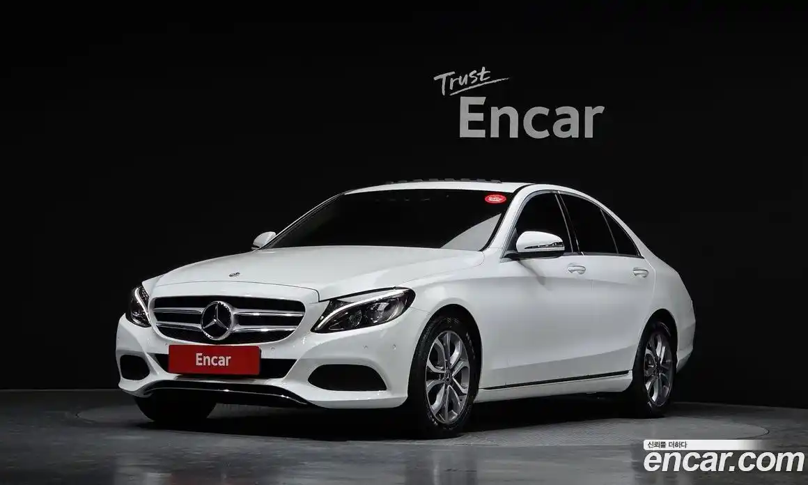 Mercedes-Benz C-Class 2018 2.0 Автомат в Москве № 143466, фото 16