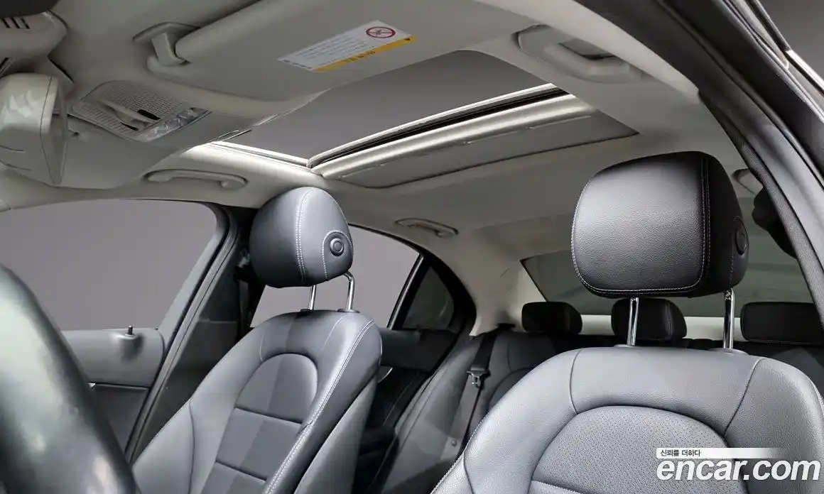 Mercedes-Benz C-Class 2018 2.0 Автомат в Москве № 143466, фото 20