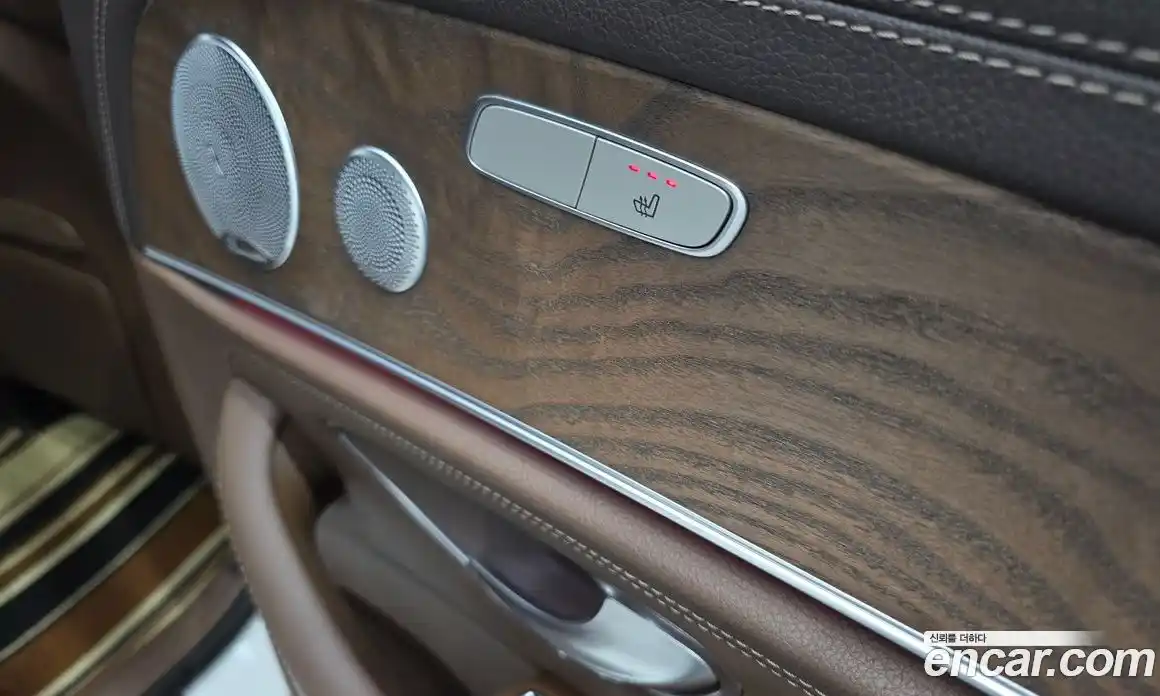 Mercedes-Benz E-Class 2019 2.0 Автомат в Москве № 147806, фото 14