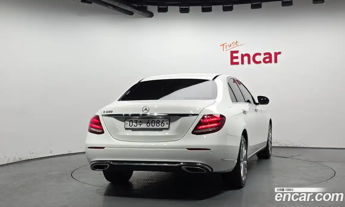 Mercedes-Benz E-Class 2019 2.0 Автомат в Москве № 147806, фото 5