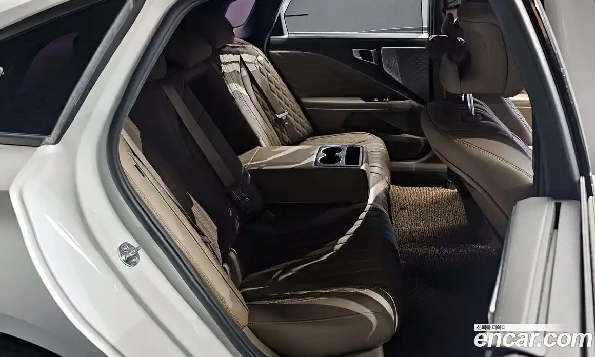 Kia K8 2022 2.5 Автомат в Москве № 15317, фото 18