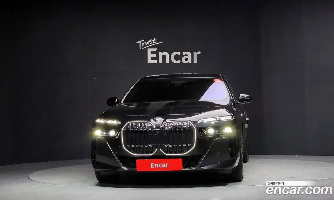 BMW 7-Series 2024 3.0 Автомат в Москве № 154750, фото 1