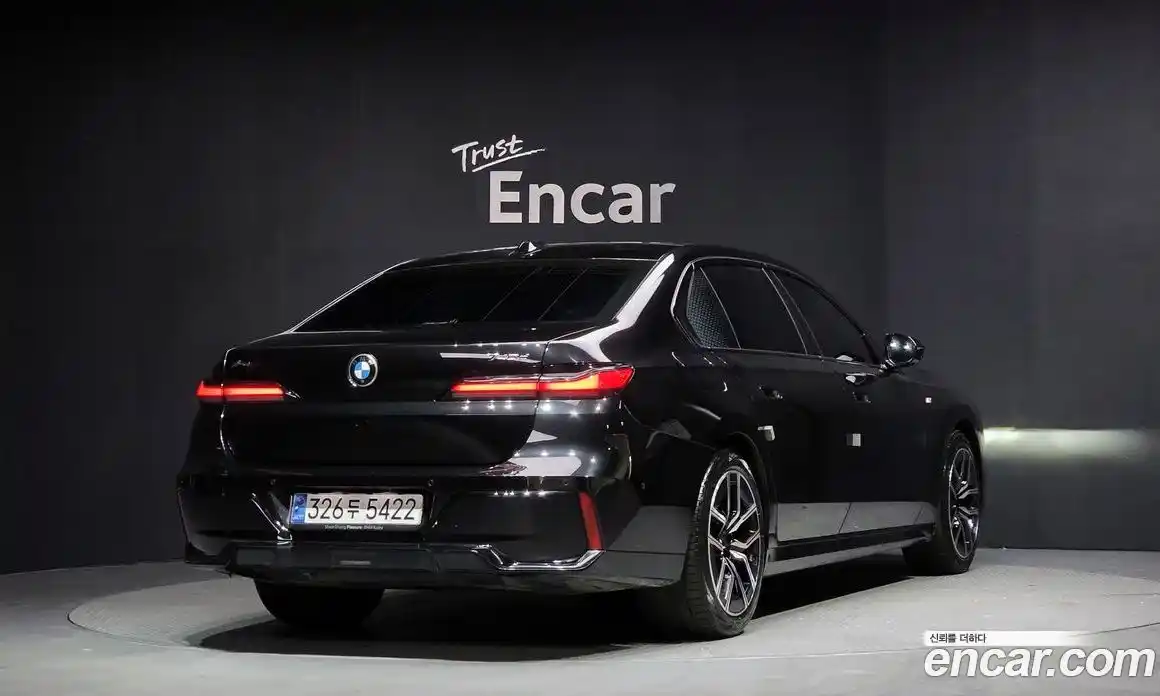 BMW 7-Series 2024 3.0 Автомат в Москве № 154750, фото 9