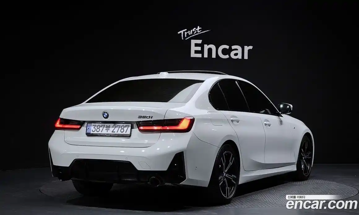 BMW 3-Series 2024 2.0 Автомат в Москве № 155040, фото 6