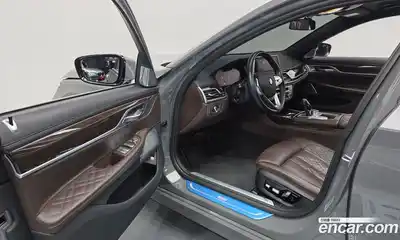 BMW 7-Series 2022 3.0 Автомат в Москве № 155470, миниатюра 4