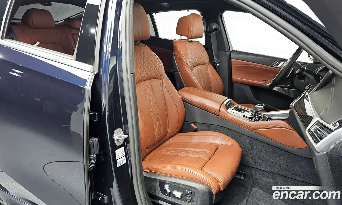 BMW X6 2021 4.4 Автомат в Москве № 158318, фото 4