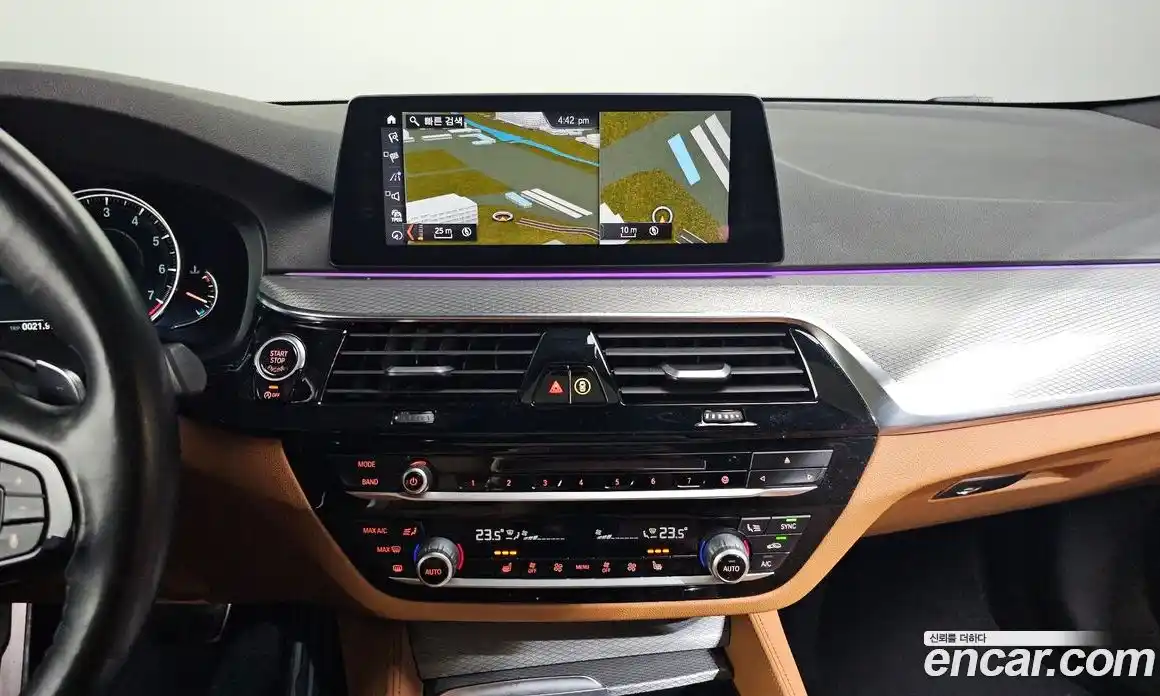 BMW 5-Series 2018 2.0 Автомат в Москве № 158780, фото 20