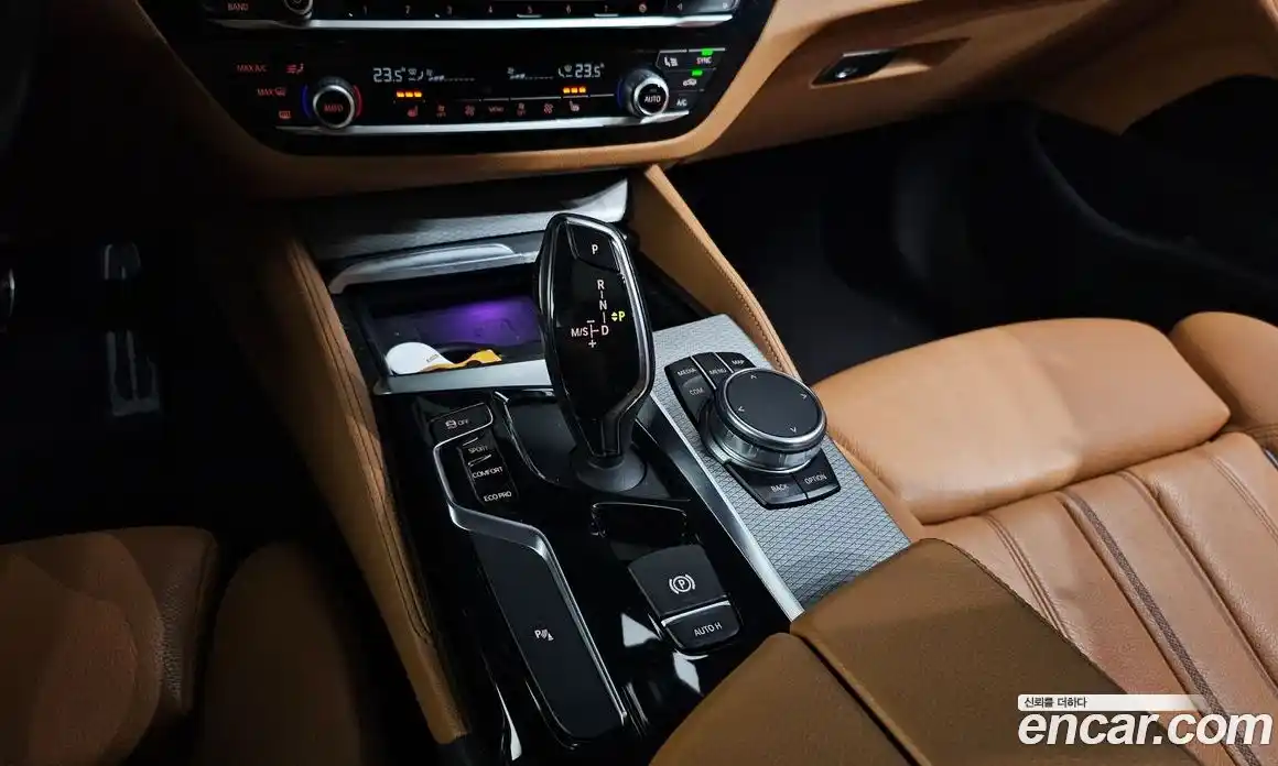 BMW 5-Series 2018 2.0 Автомат в Москве № 158780, фото 2