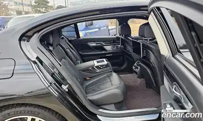 BMW 7-Series 2017 6.6 Автомат в Москве № 159123, миниатюра 8