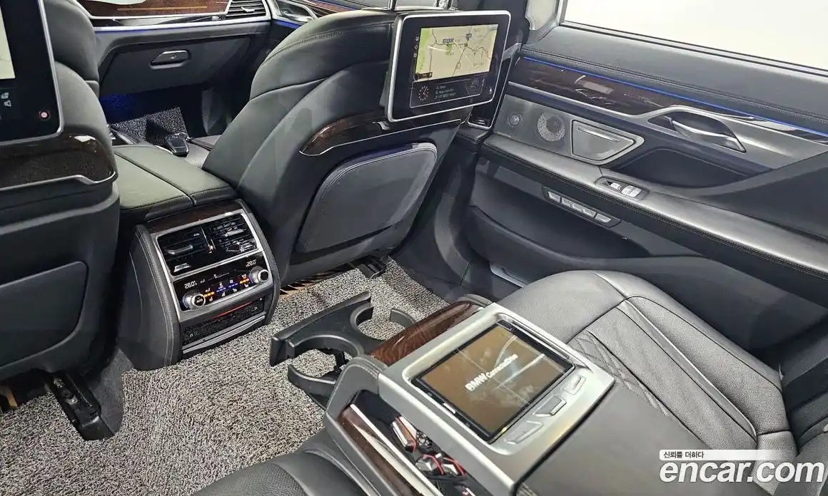 BMW 7-Series 2016 4.4 Автомат в Москве № 159164, фото 19