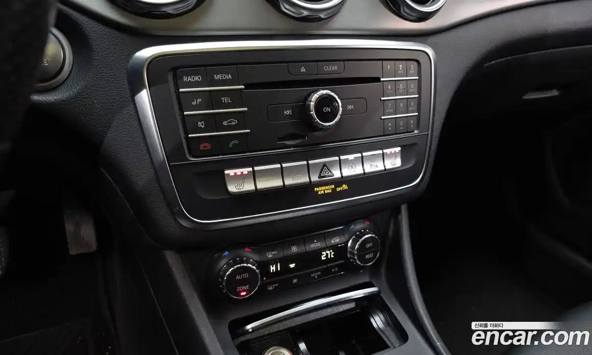 Mercedes-Benz GLA-Class 2019 2.0 Автомат в Москве № 160369, фото 14