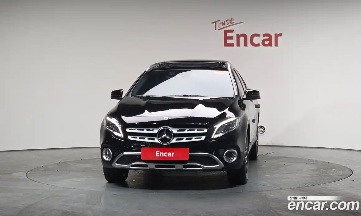 Mercedes-Benz GLA-Class 2019 2.0 Автомат в Москве № 160369, фото 15