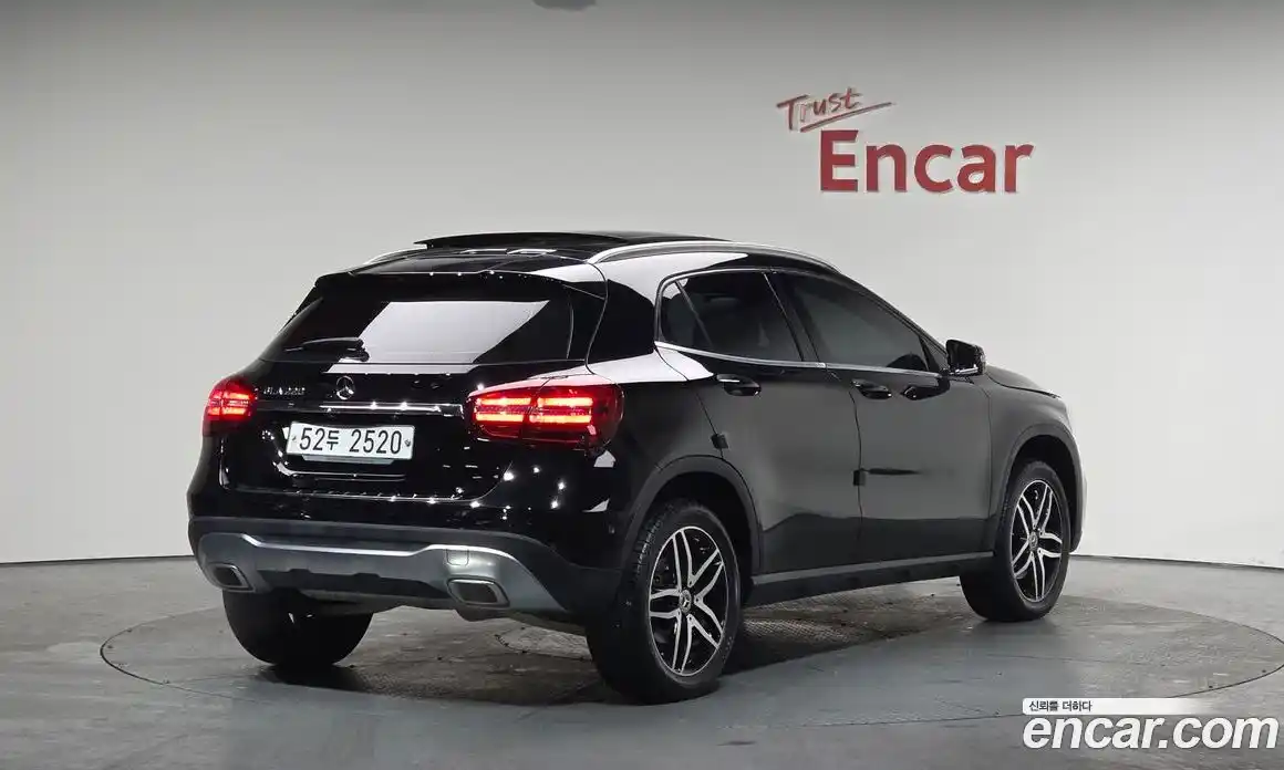 Mercedes-Benz GLA-Class 2019 2.0 Автомат в Москве № 160369, фото 8