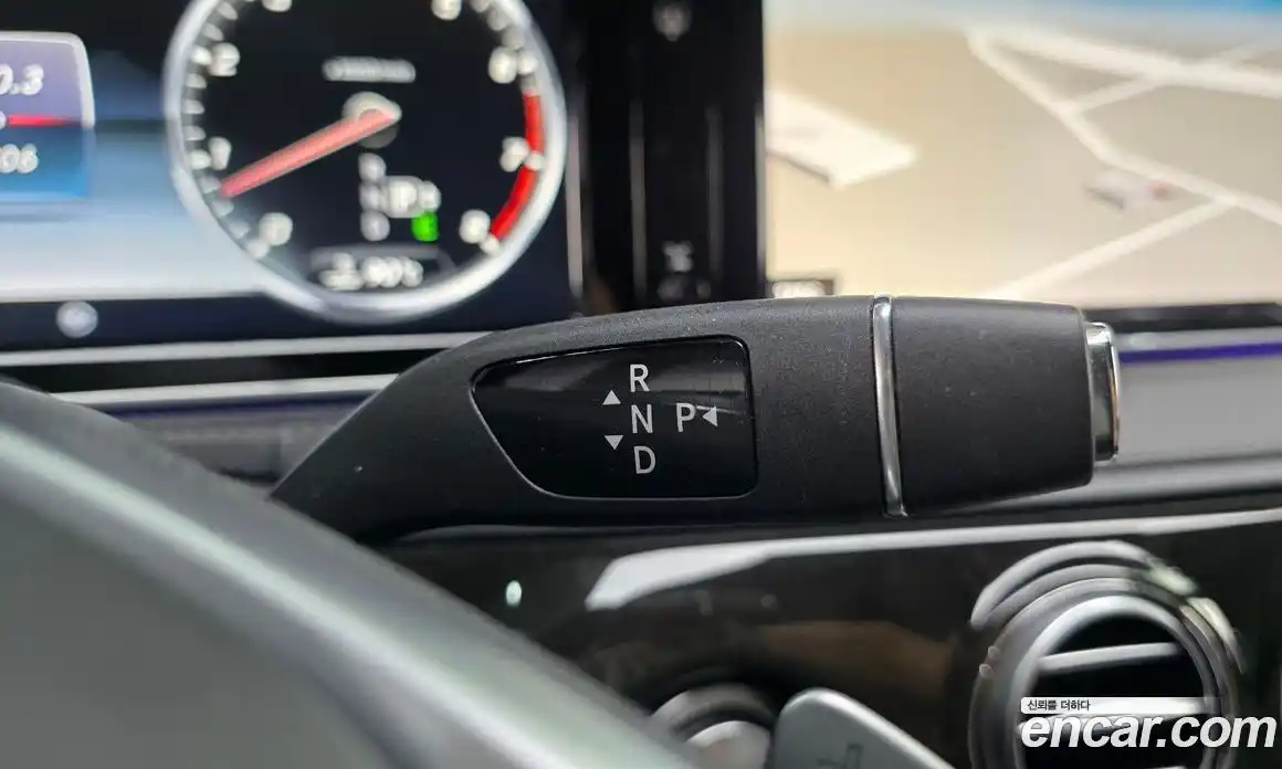 Mercedes-Benz S-Class 2015 4.7 Автомат в Москве № 161317, фото 15