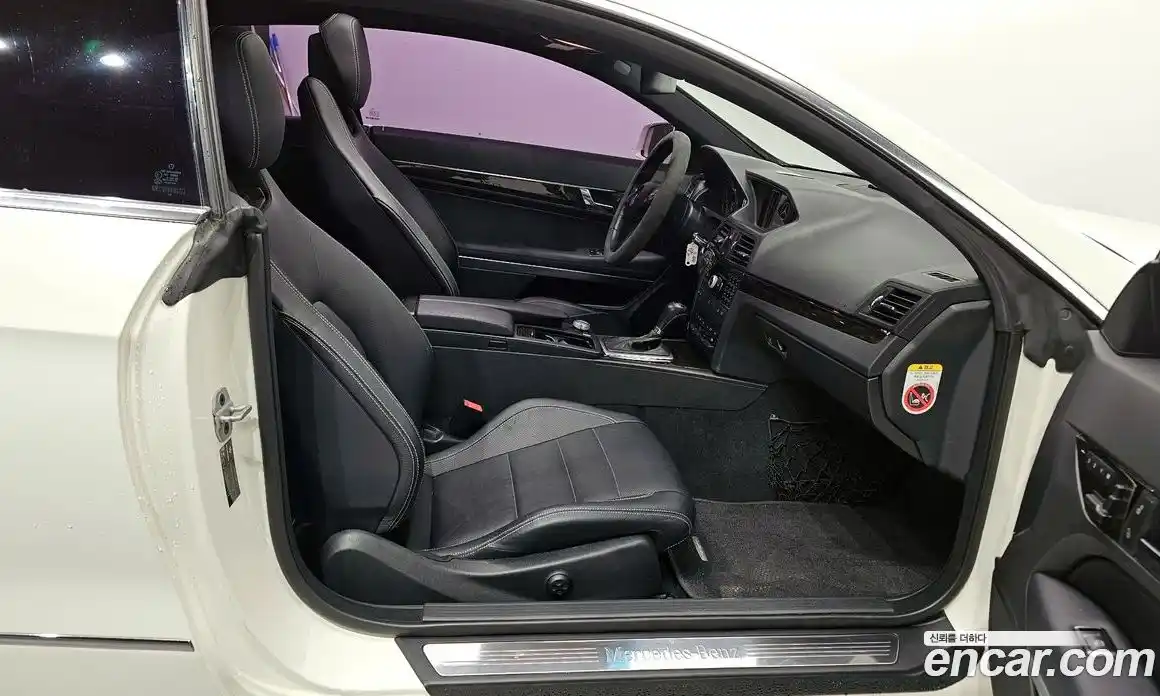 Mercedes-Benz E-Class 2011 3.5 Автомат в Москве № 161893, фото 15