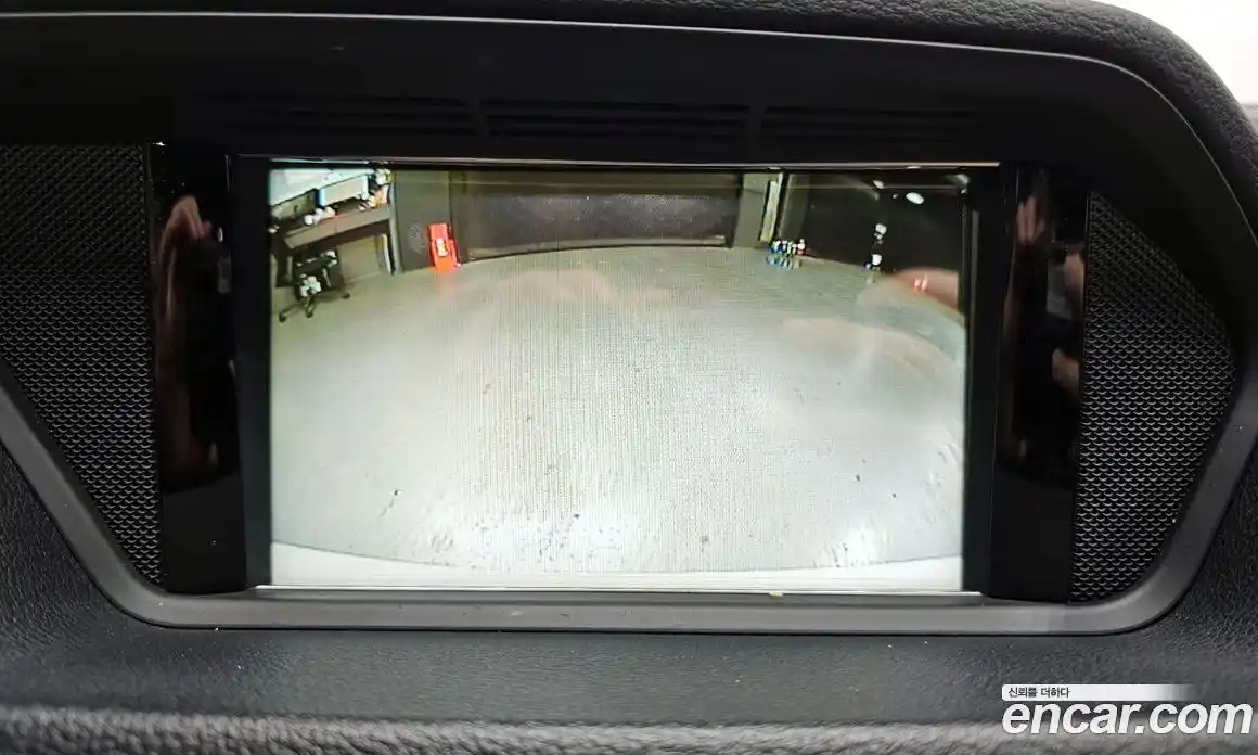 Mercedes-Benz E-Class 2011 3.5 Автомат в Москве № 161893, фото 20