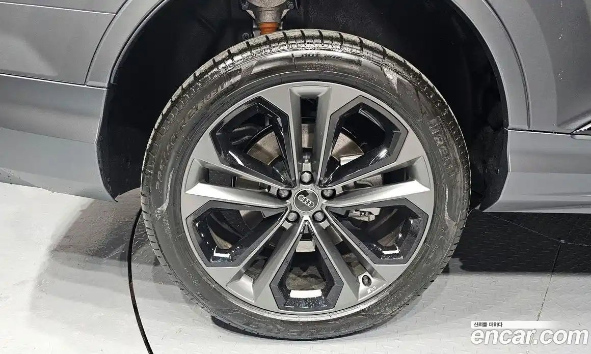 Audi Q7 2025 3.0 Автомат в Москве № 162253, фото 16