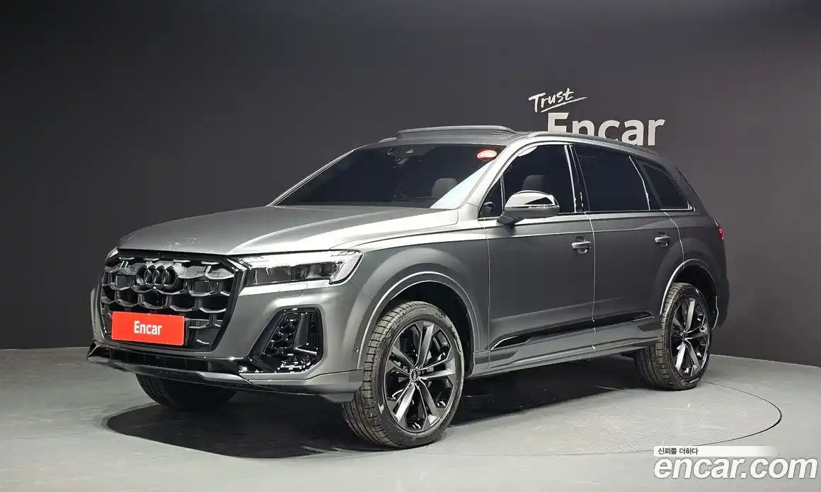 Audi Q7 2025 3.0 Автомат в Москве № 162253, фото 3