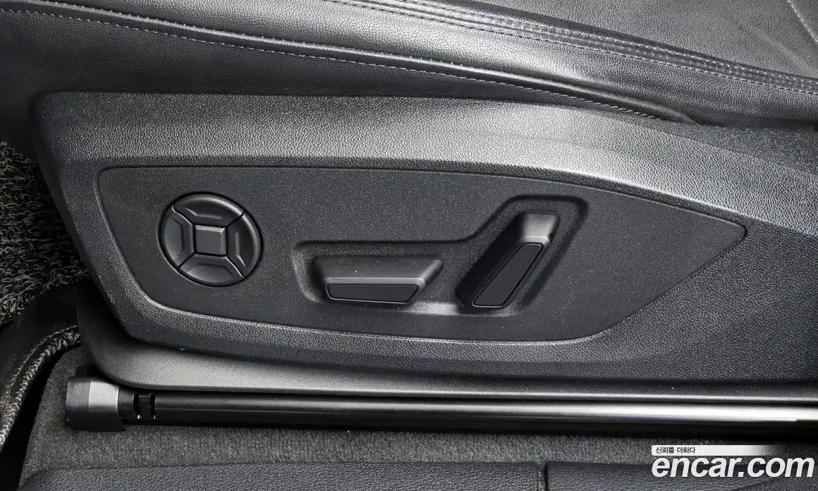 Audi Q3 2022 2.0 Автомат в Москве № 162846, фото 1