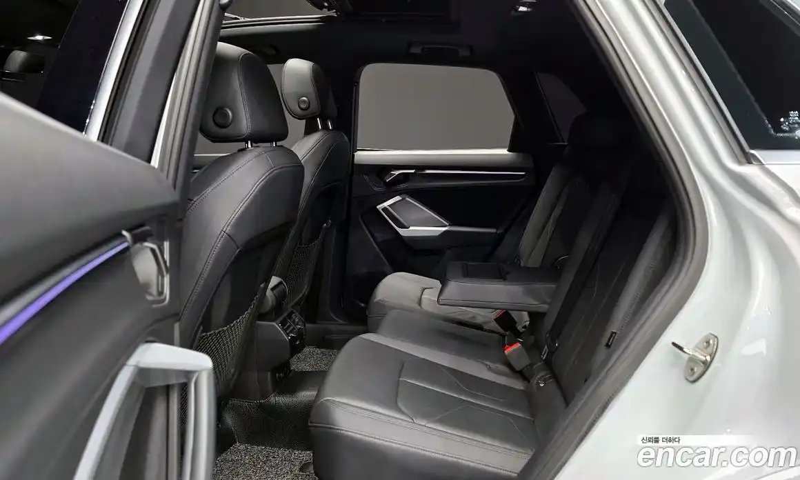 Audi Q3 2022 2.0 Автомат в Москве № 162846, фото 3