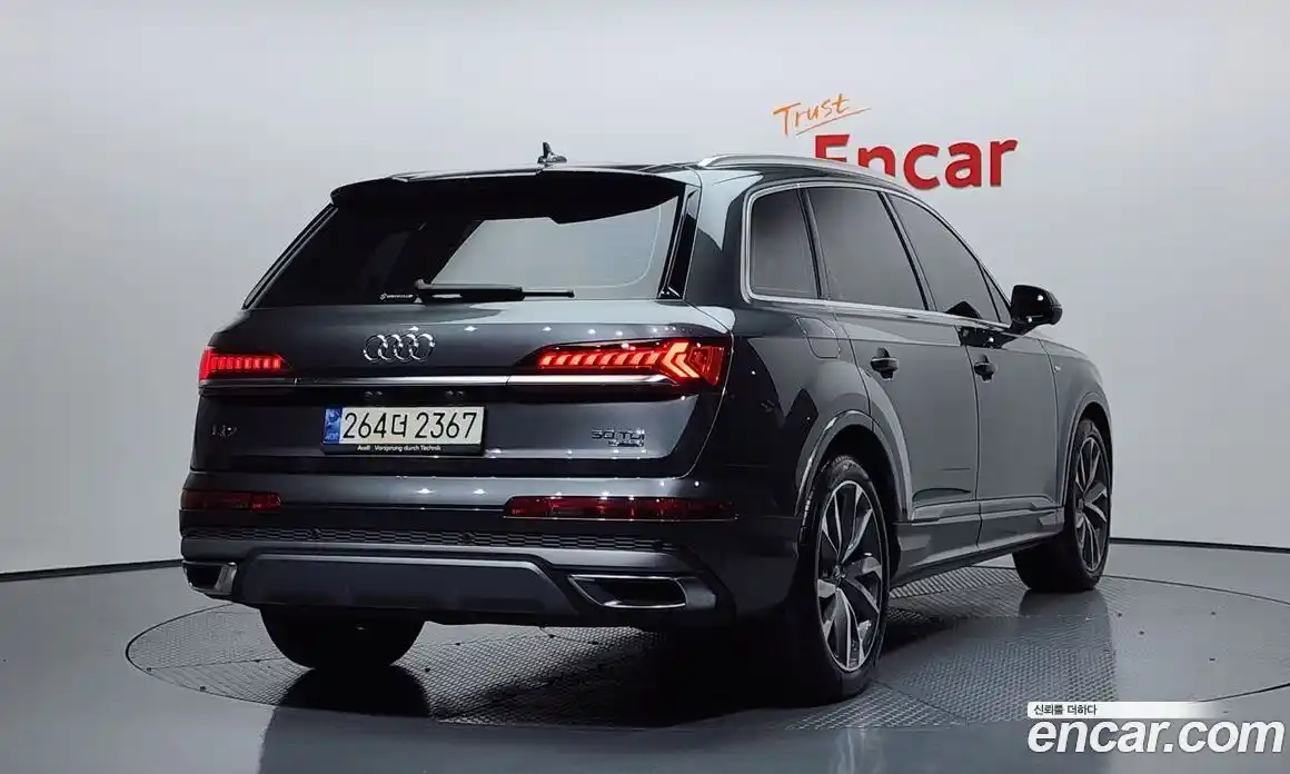 Audi Q7 2021 3.0 Автомат в Москве № 163104, фото 18