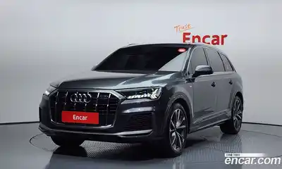 Audi Q7 2021 3.0 Автомат в Москве № 163104, миниатюра 2