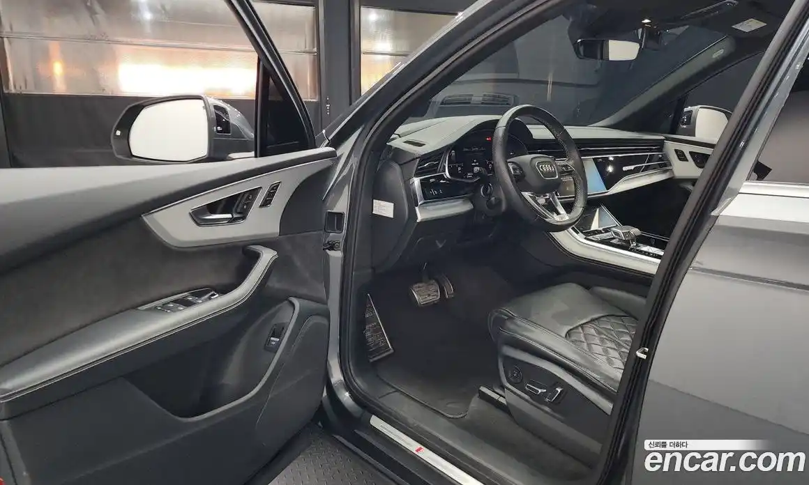 Audi Q7 2021 3.0 Автомат в Москве № 163104, фото 3