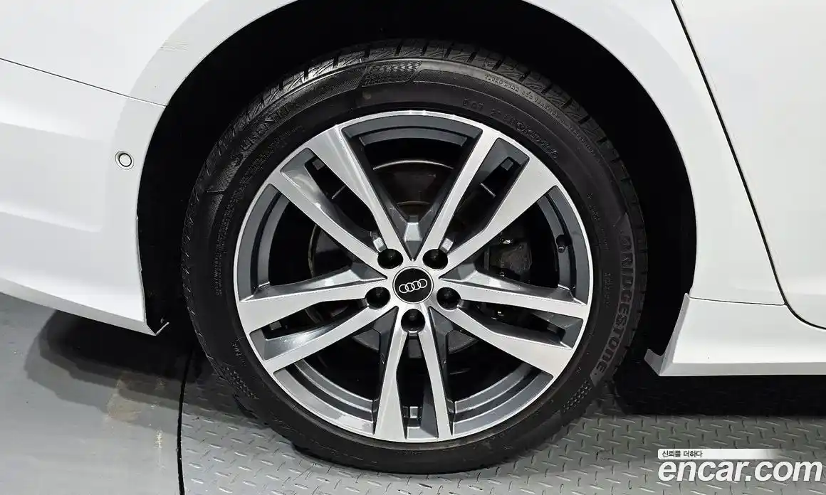 Audi A6 2022 2.0 Автомат в Москве № 163675, фото 5