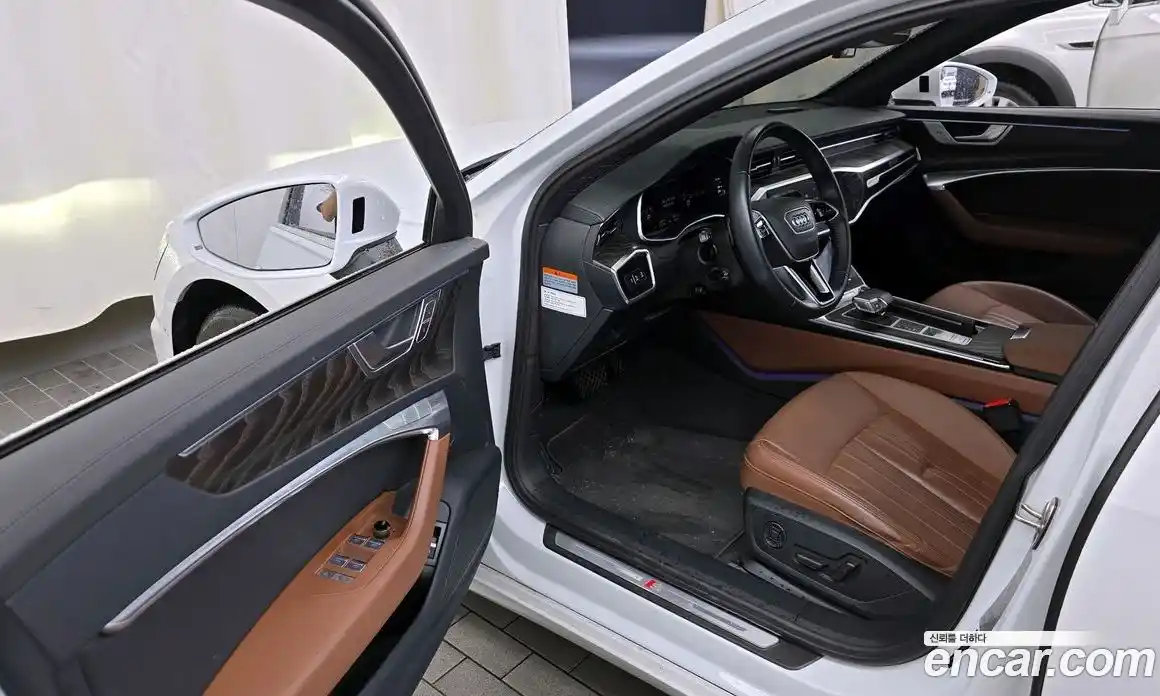 Audi A6 2021 2.0 Автомат в Москве № 163679, фото 13