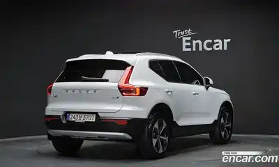 Volvo XC40 2024 2.0 Автомат в Москве № 164166, миниатюра 2