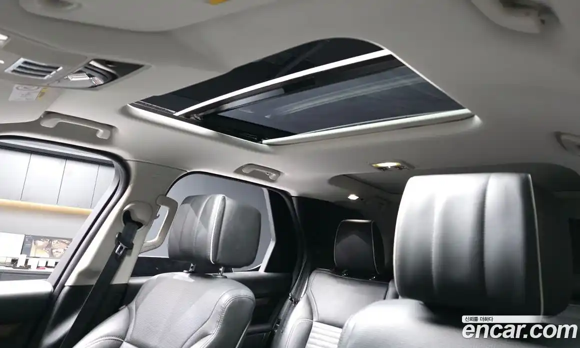 Land Rover Discovery 2017 3.0 Автомат в Москве № 166350, фото 19