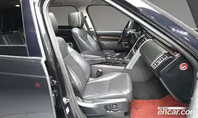 Land Rover Discovery 2017 3.0 Автомат в Москве № 166350, миниатюра 7