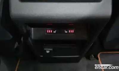 Land Rover Discovery Sport 2016 2.0 Автомат в Москве № 166694, миниатюра 10