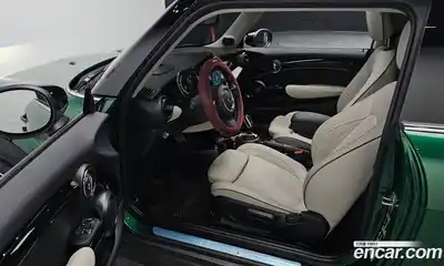 Mini Cooper 2023 2.0 Автомат в Москве № 166969, миниатюра 12