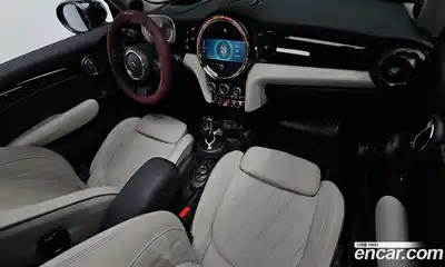 Mini Cooper 2023 2.0 Автомат в Москве № 166969, миниатюра 2